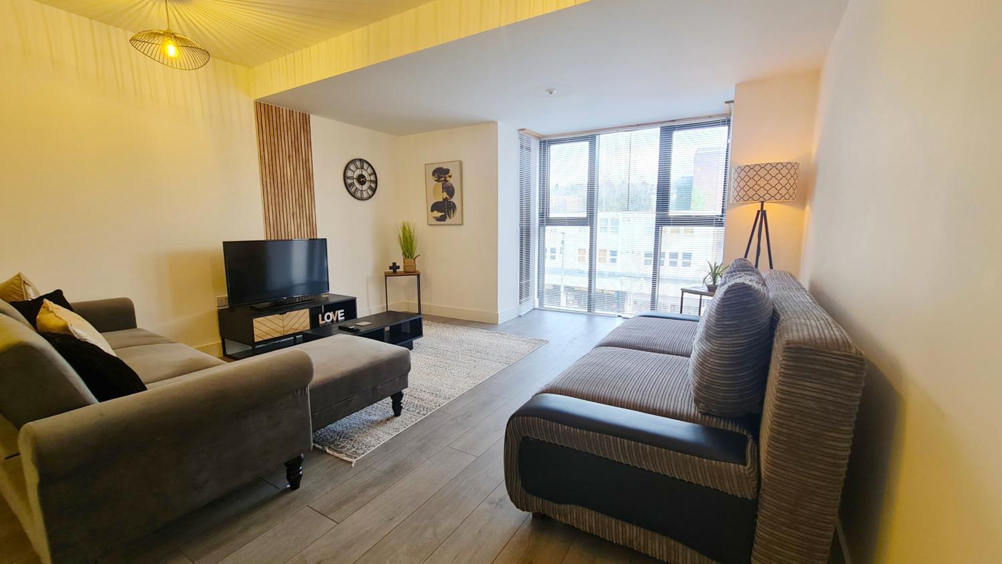 Premium City Apartment Near Harry Potter Studio And Luton Airport ヘメル・ヘムステッド エクステリア 写真