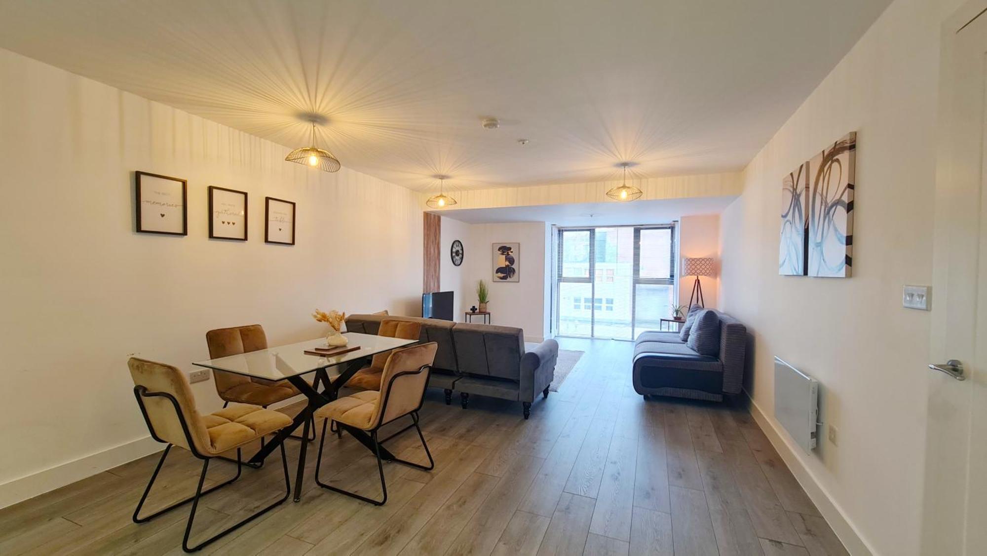 Premium City Apartment Near Harry Potter Studio And Luton Airport ヘメル・ヘムステッド エクステリア 写真