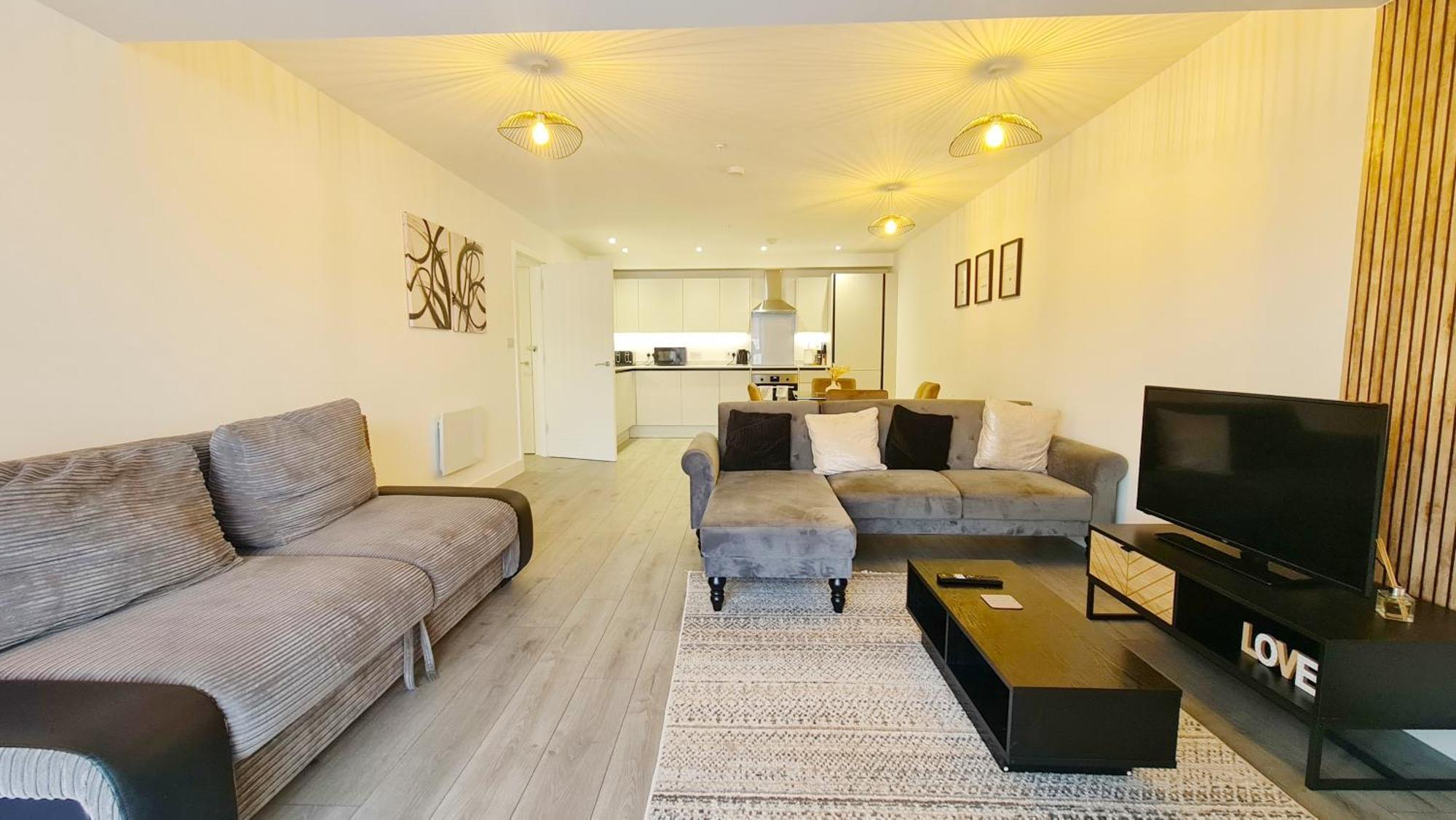Premium City Apartment Near Harry Potter Studio And Luton Airport ヘメル・ヘムステッド エクステリア 写真