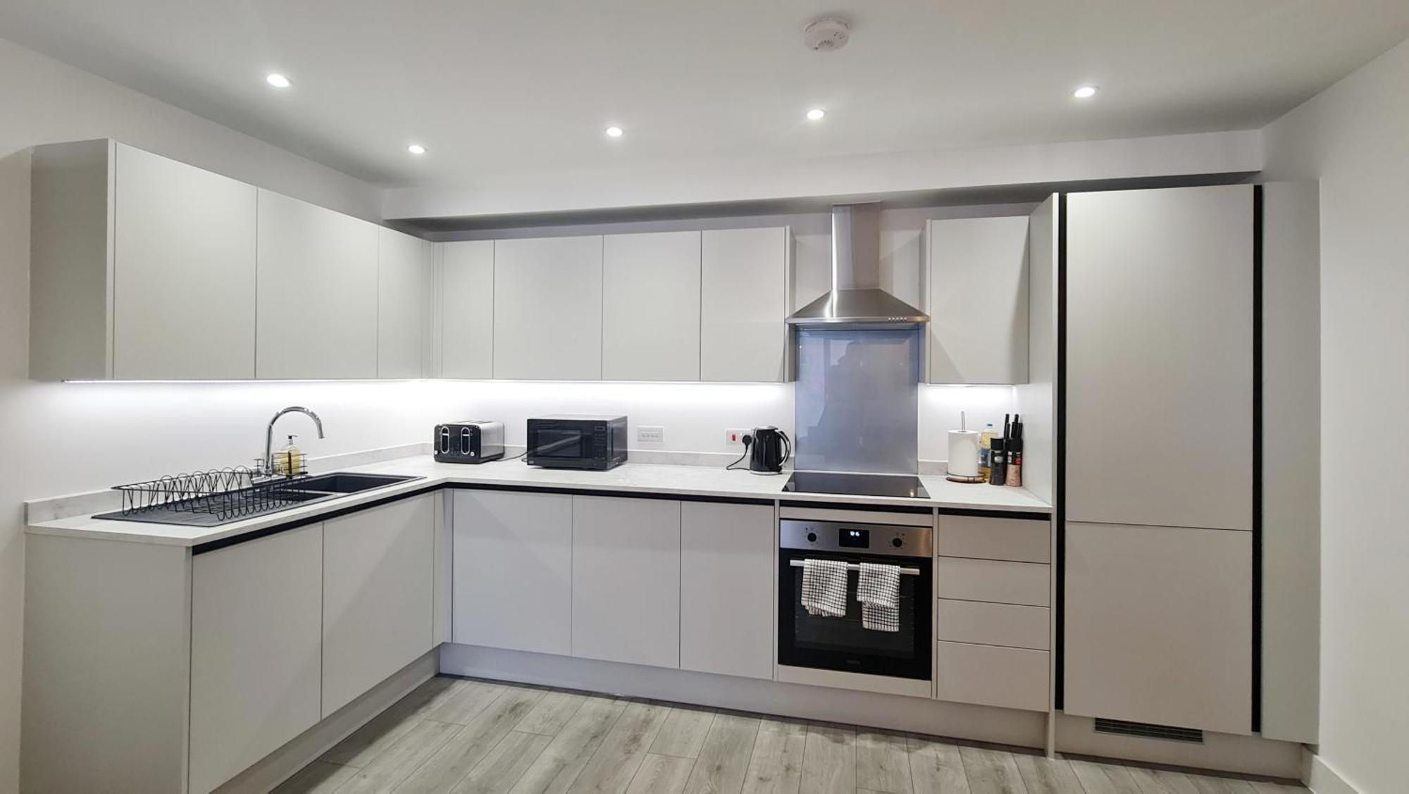 Premium City Apartment Near Harry Potter Studio And Luton Airport ヘメル・ヘムステッド エクステリア 写真